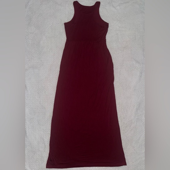 Burgundy Razorback Maxi Dress - Picture 2 of 6